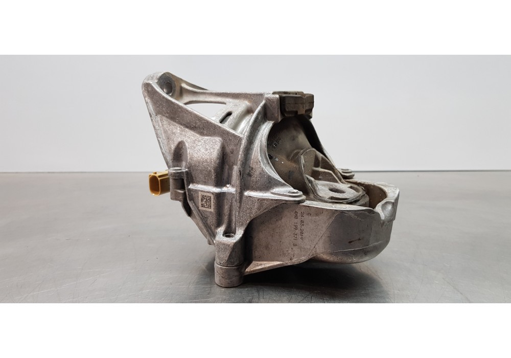 Recambio de soporte motor izquierdo para audi a6 berlina (4a2) 40 tdi basic referencia OEM IAM 4M0199371B  