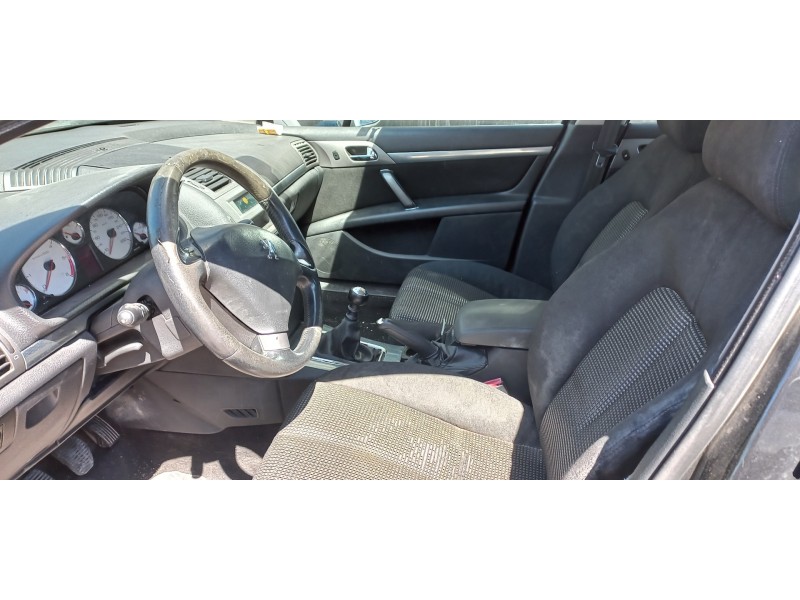 peugeot 407 del año 2004