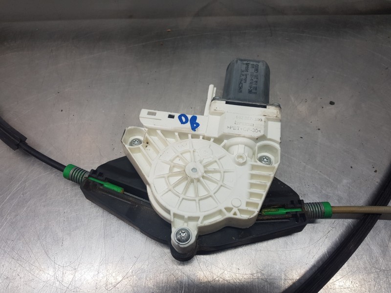 Recambio de elevalunas delantero izquierdo para audi q5 (8r) quattro referencia OEM IAM 8R0837461G 8K0959801B 