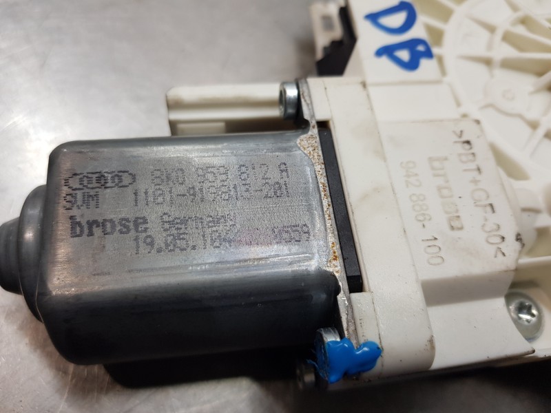 Recambio de elevalunas trasero derecho para audi q5 (8r) quattro referencia OEM IAM 8R0839462E 8K0959812A 8R0839462D