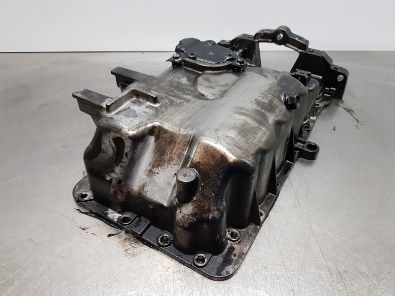 Recambio de carter para hyundai tucson tl referencia OEM IAM 215102A312  