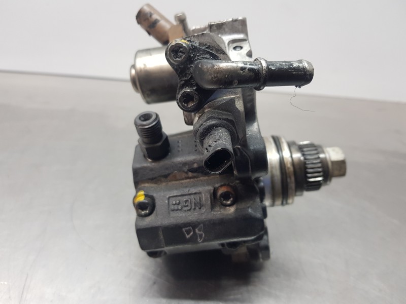 Recambio de bomba inyeccion para mercedes vito mixto (447) select referencia OEM IAM A6510702801  