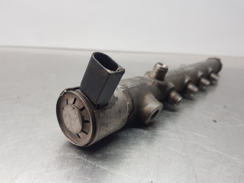 Recambio de rampa inyectora para mercedes vito mixto (447) select referencia OEM IAM A6510700700  