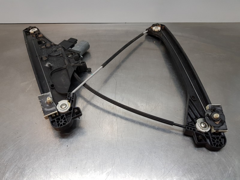 Recambio de elevalunas delantero derecho para peugeot 3008 active referencia OEM IAM 9810488880 9811791280 