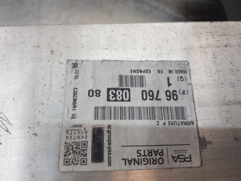 Recambio de refuerzo paragolpes delantero para citroen c4 grand picasso spacetourer referencia OEM IAM 9676008380  