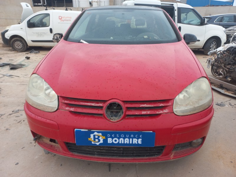 volkswagen golf v berlina (1k1) del año 2006