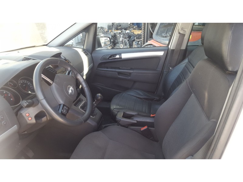 opel zafira b del año 2014