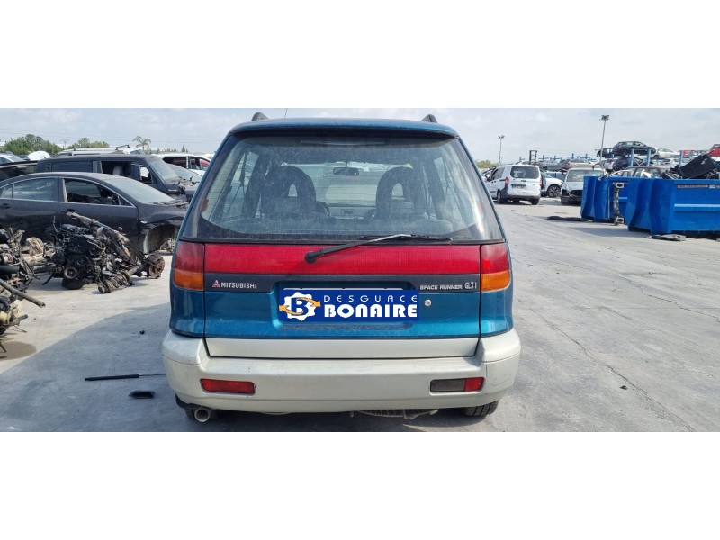 mitsubishi space runner (n10/n20) del año 2010