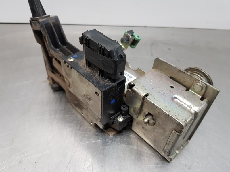 Recambio de cerradura puerta delantera izquierda para ford transit connect (tc7) tourneo referencia OEM IAM 1419493 2T1AV21813AE