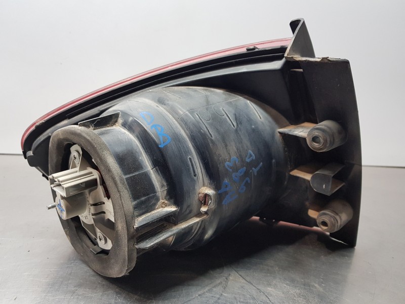 Recambio de piloto trasero derecho para seat altea (5p1) style referencia OEM IAM 5P0945112B9B9 5P0945096E 5P0945112B