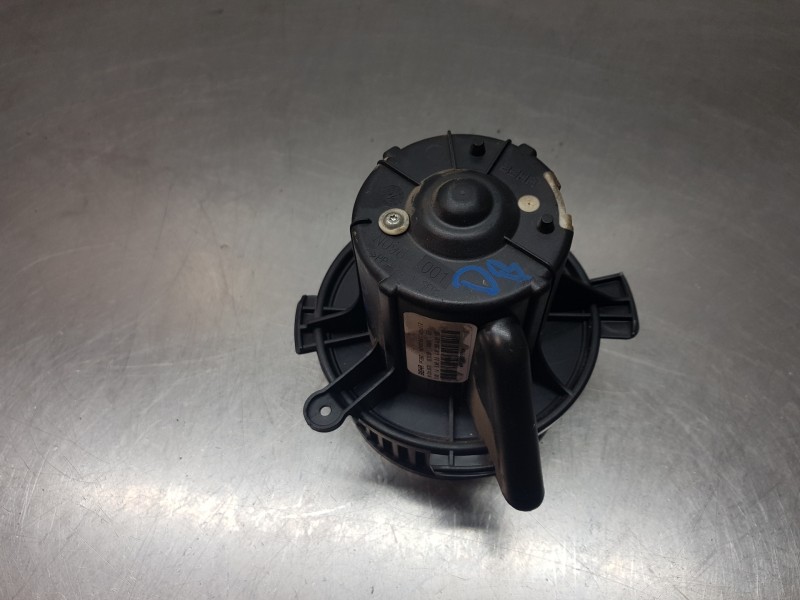 Recambio de motor calefaccion para peugeot 307 berlina (s2) design referencia OEM IAM 6441Y7 N2431001 