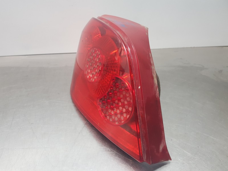 Recambio de piloto trasero izquierdo para peugeot 307 berlina (s2) design referencia OEM IAM 6350X0  