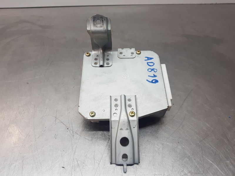 Recambio de modulo electronico para toyota corolla (e12) sol referencia OEM IAM 8965002150  