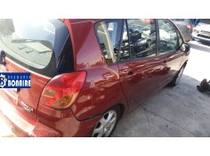 toyota corolla verso (e12) del año 2004 2