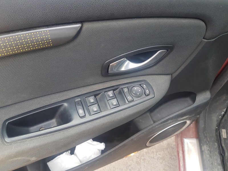 renault scenic iii del año 2009