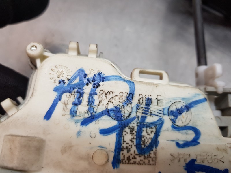 Recambio de cerradura puerta trasera derecha para audi a4 (b9) quattro referencia OEM IAM 8X0839016F  