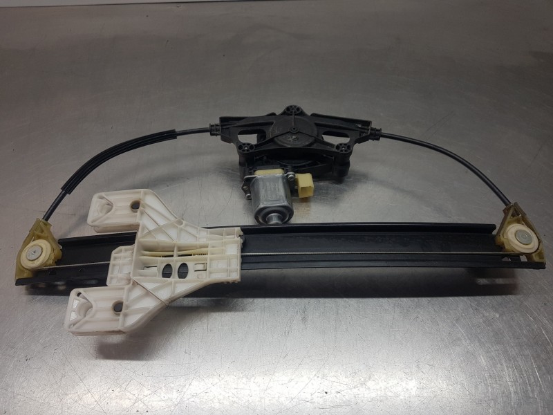 Recambio de elevalunas trasero derecho para audi a4 (b9) quattro referencia OEM IAM 8W0839462  