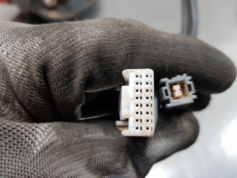 Recambio de retrovisor derecho para toyota yaris cross mpx style referencia OEM IAM 879100DE70  