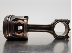 Recambio de biela para kia sportage eco dynamics referencia OEM IAM 235102A900  