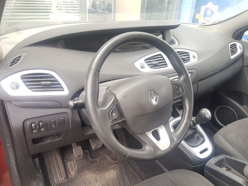 renault scenic iii del año 2009