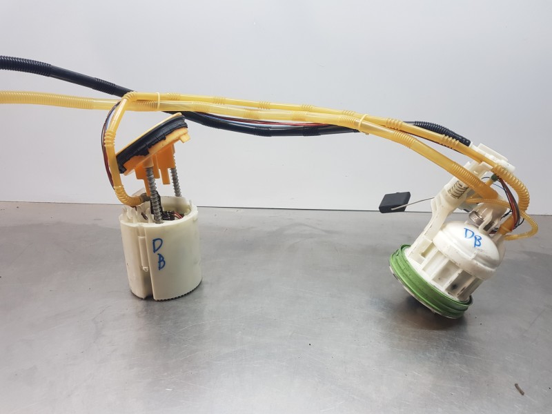 Recambio de aforador para mercedes clase cls (w219) 500 referencia OEM IAM A2114703994 A2114702994 