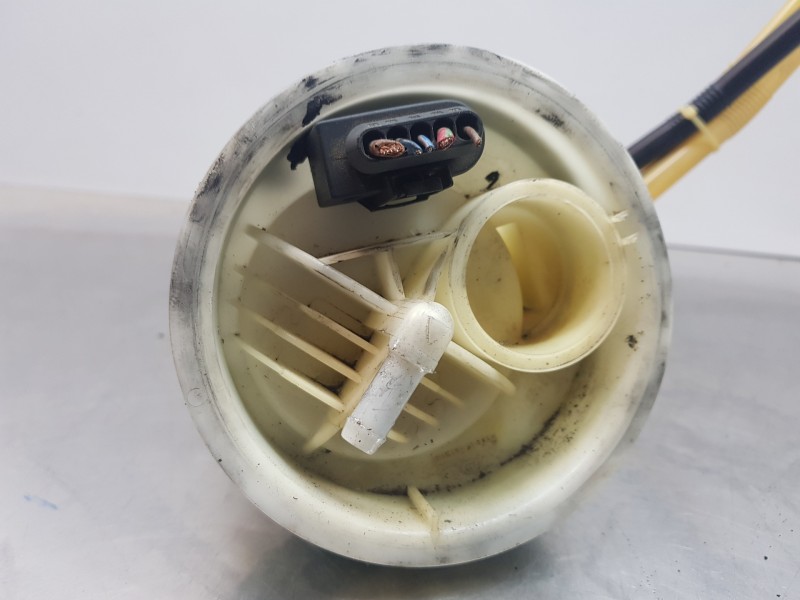 Recambio de aforador para mercedes clase cls (w219) 500 referencia OEM IAM A2114703994 A2114702994 