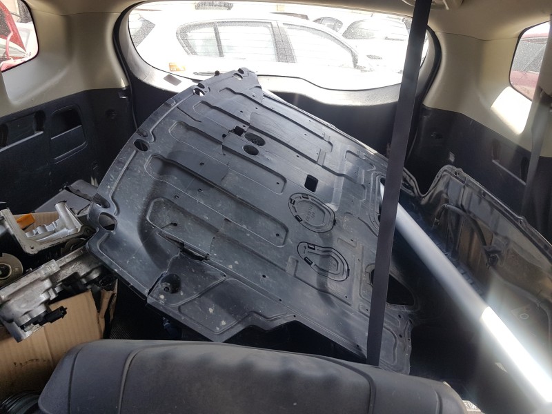 kia carens ( ) del año 2013