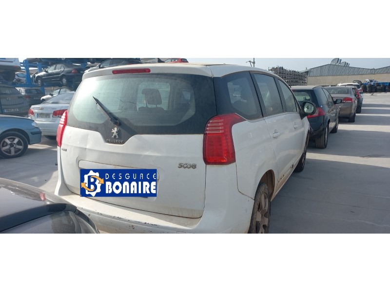 peugeot 5008 del año 2016