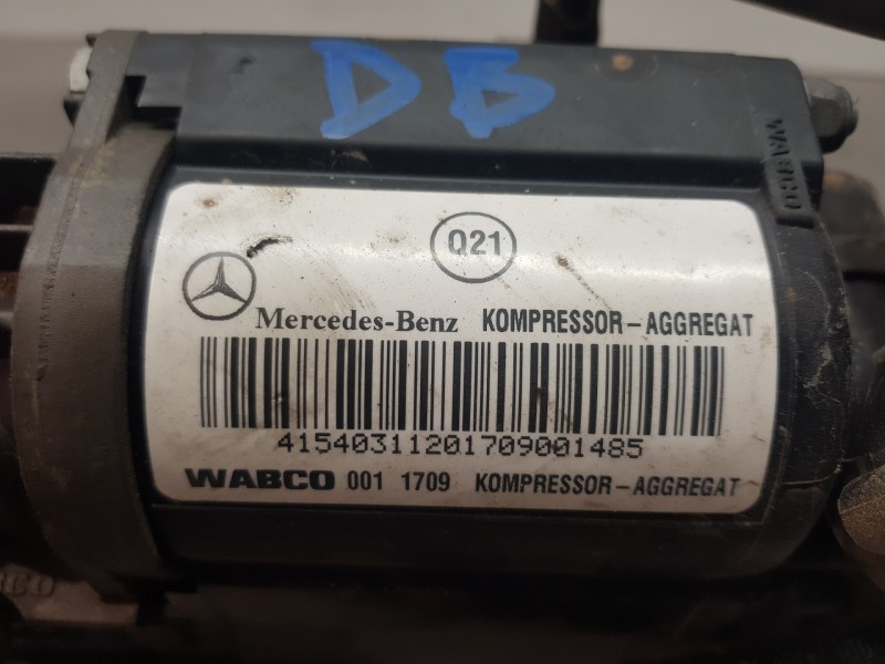 Recambio de bomba suspension para mercedes clase cls (w219) 500 referencia OEM IAM A2113200304 41540311201 4430201901