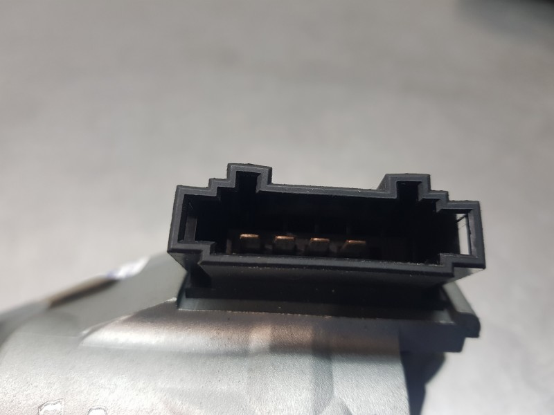 Recambio de antirrobo para mercedes clase cls (w219) 500 referencia OEM IAM A0375456132 A2034621130 