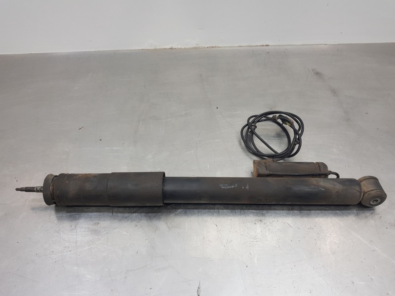 Recambio de amortiguador trasero izquierdo para mercedes clase cls (w219) 500 referencia OEM IAM A2193260300  