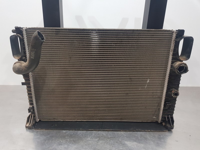 Recambio de radiador agua para mercedes clase cls (w219) 500 referencia OEM IAM A2115003102  
