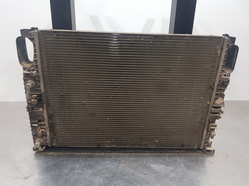 Recambio de radiador agua para mercedes clase cls (w219) 500 referencia OEM IAM A2115003102  