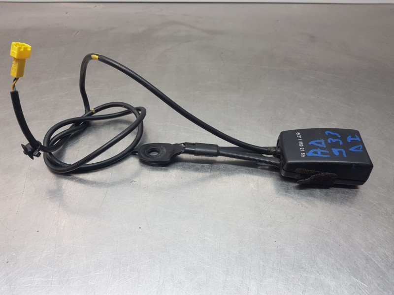 Recambio de pretensor airbag izquierdo para mercedes clase cls (w219) 500 referencia OEM IAM 2118602169  