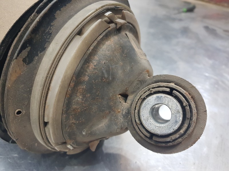 Recambio de muelle amortiguacion para mercedes clase cls (w219) 500 referencia OEM IAM A2113201525 C095080 / 21 