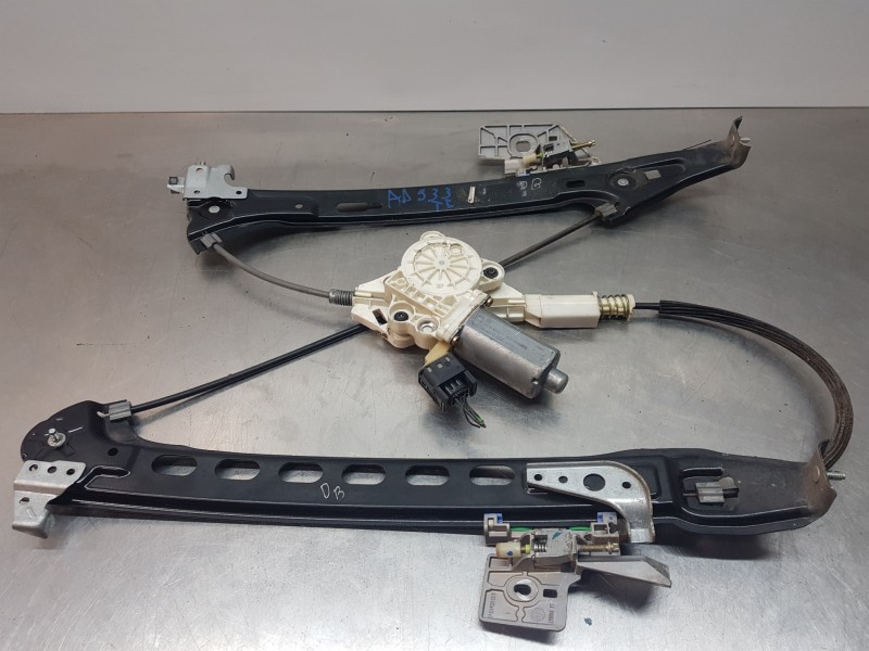 Recambio de elevalunas trasero izquierdo para mercedes clase cls (w219) 500 referencia OEM IAM A2197300946 A2198200542 