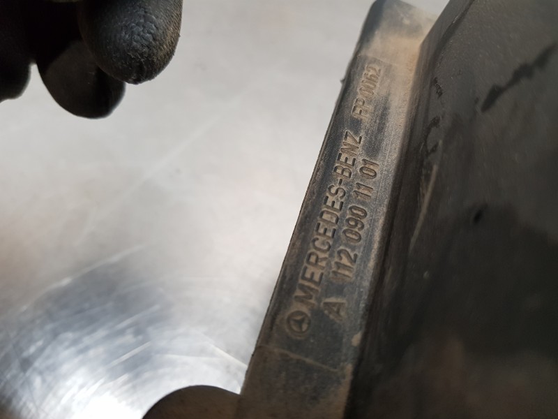 Recambio de filtro aire para mercedes clase cls (w219) 500 referencia OEM IAM A1120901101 4619685902 A1130101367