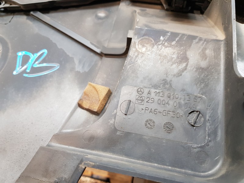 Recambio de filtro aire para mercedes clase cls (w219) 500 referencia OEM IAM A1120901101 4619685902 A1130101367