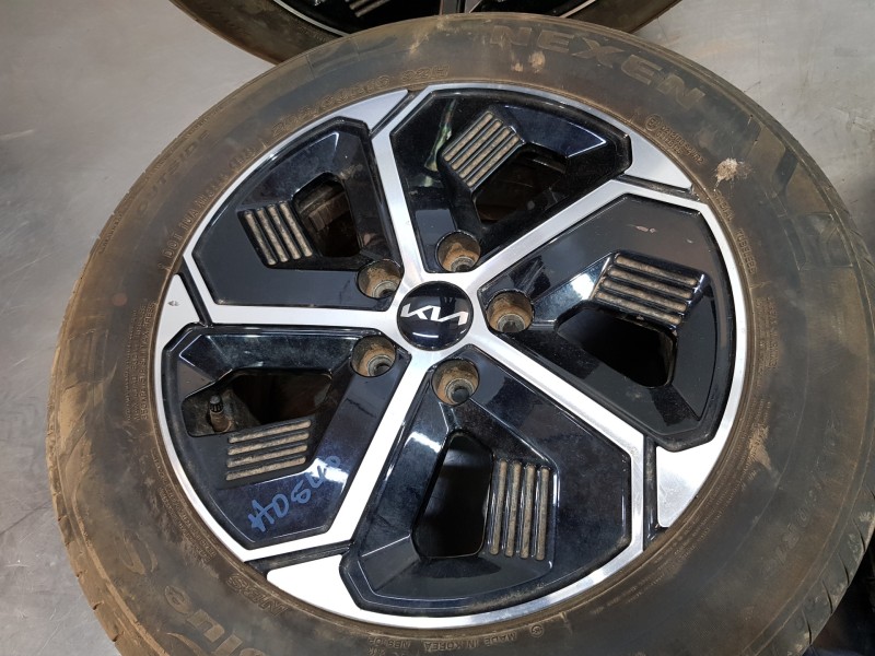 Recambio de juego llantas para kia niro concept referencia OEM IAM 52910AT000  