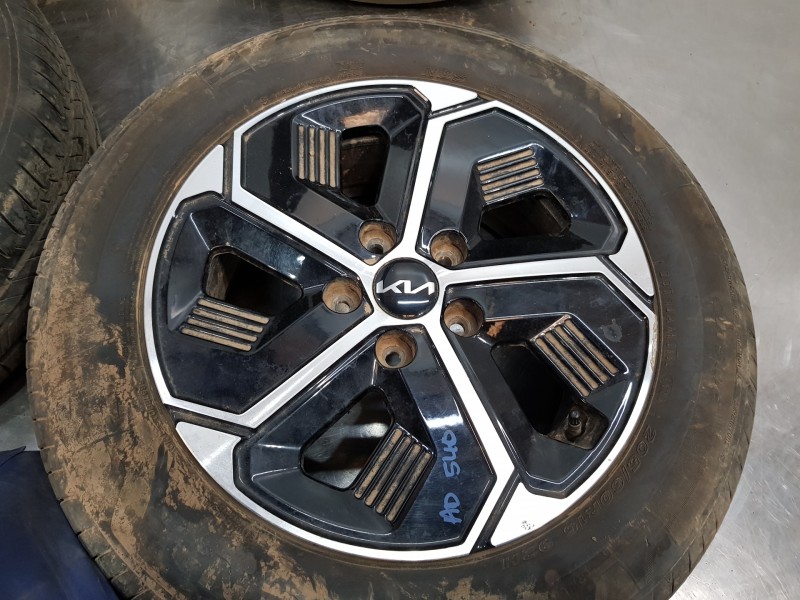 Recambio de juego llantas para kia niro concept referencia OEM IAM 52910AT000  