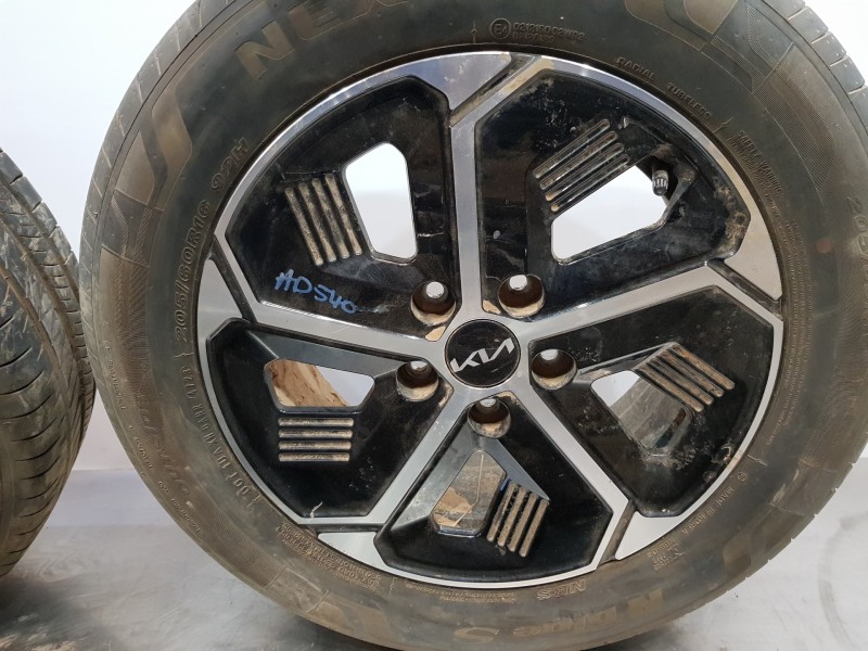 Recambio de juego llantas para kia niro concept referencia OEM IAM 52910AT000  