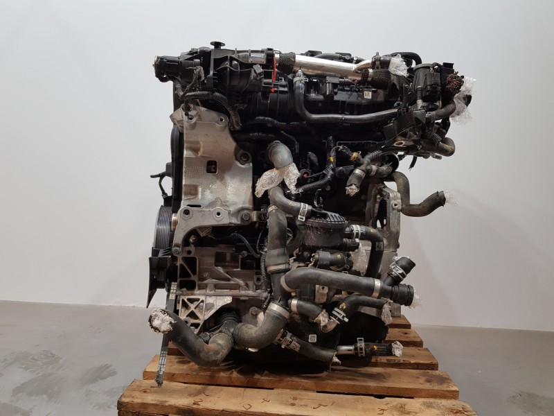 Recambio de motor completo para volvo xc60 hybrid referencia OEM IAM D420T8  