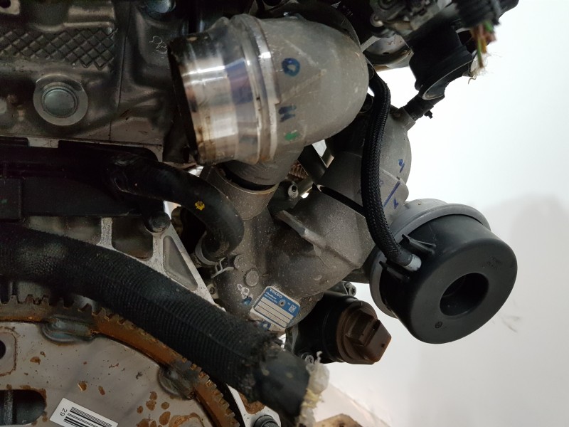 Recambio de motor completo para volvo xc60 hybrid referencia OEM IAM D420T8  