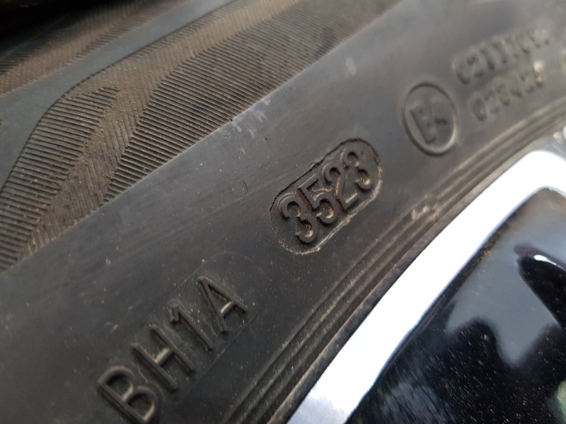 Recambio de juego llantas para volvo xc60 hybrid referencia OEM IAM 32143627 32358566 