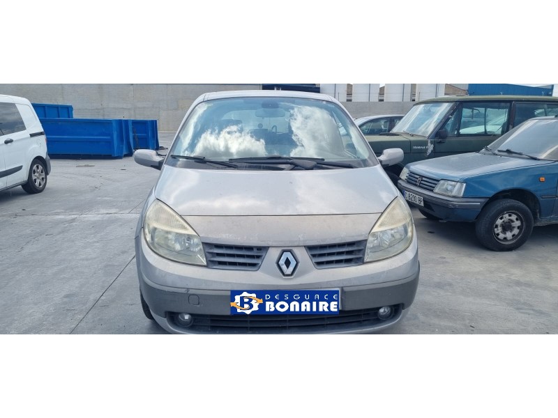 renault scenic ii del año 2004