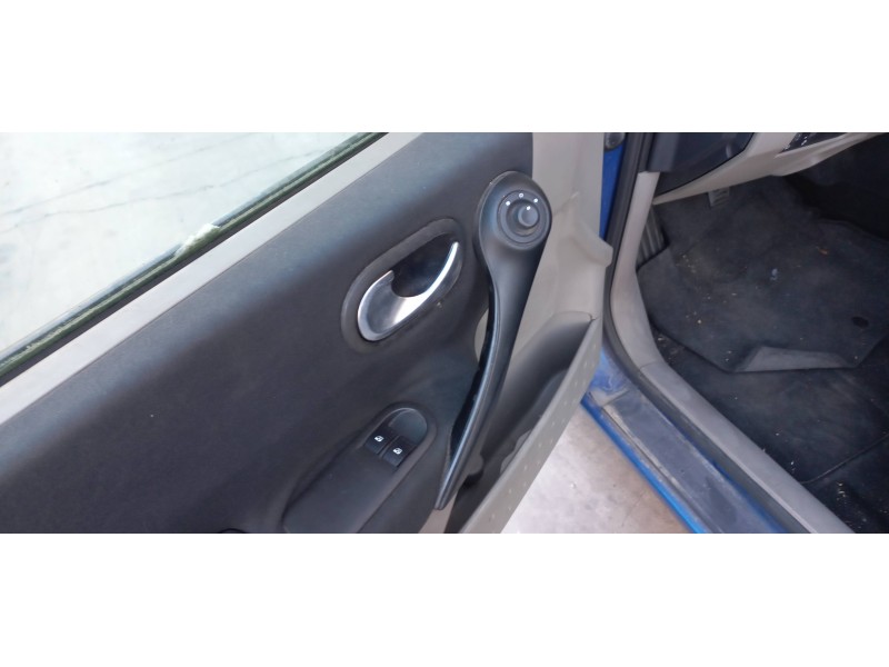 renault megane ii berlina 3p del año 2004