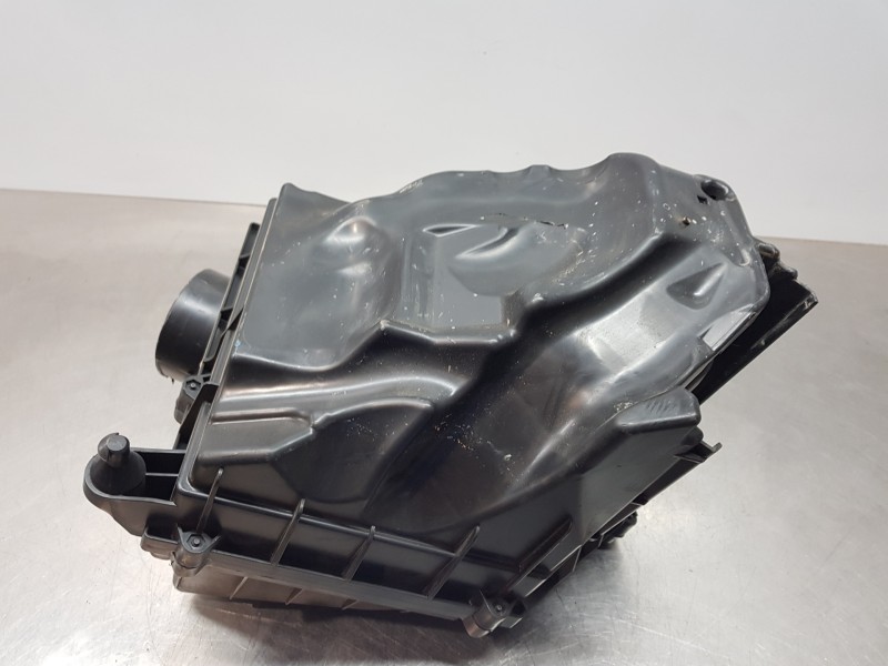 Recambio de filtro aire para volvo xc60 hybrid referencia OEM IAM 31474901  