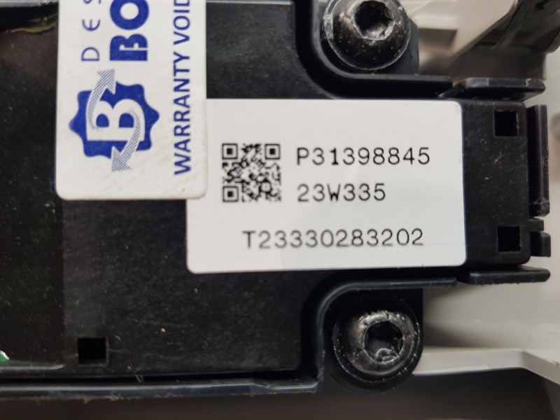 Recambio de mando climatizador para volvo xc60 hybrid referencia OEM IAM 31398845  