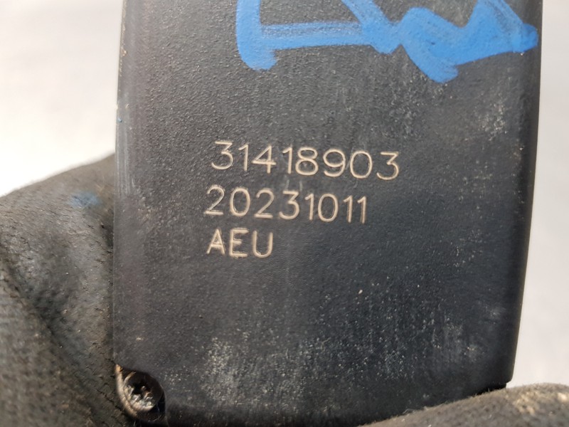 Recambio de enganche del cinturon delantero der para volvo xc60 hybrid referencia OEM IAM 31418903  