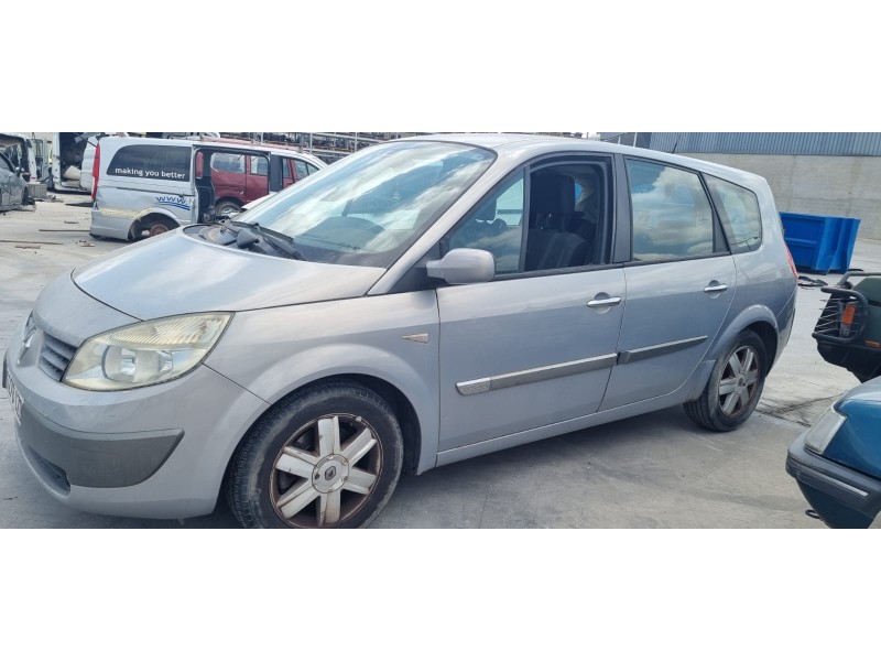 renault scenic ii del año 2004